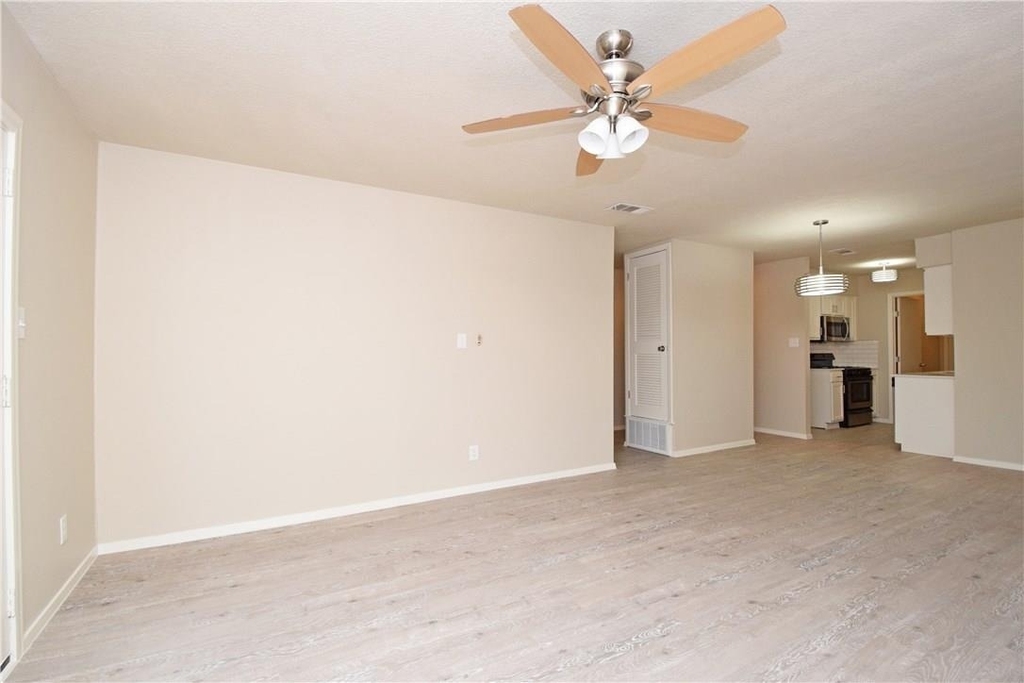 6400 Brookside Dr - Photo 19