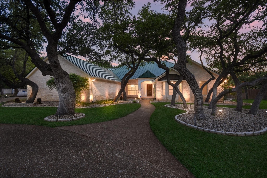 294 Logan Ranch Rd - Photo 0