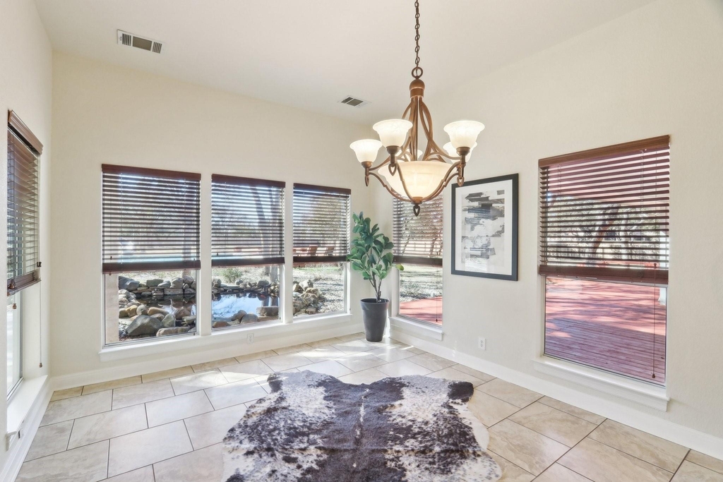 294 Logan Ranch Rd - Photo 11