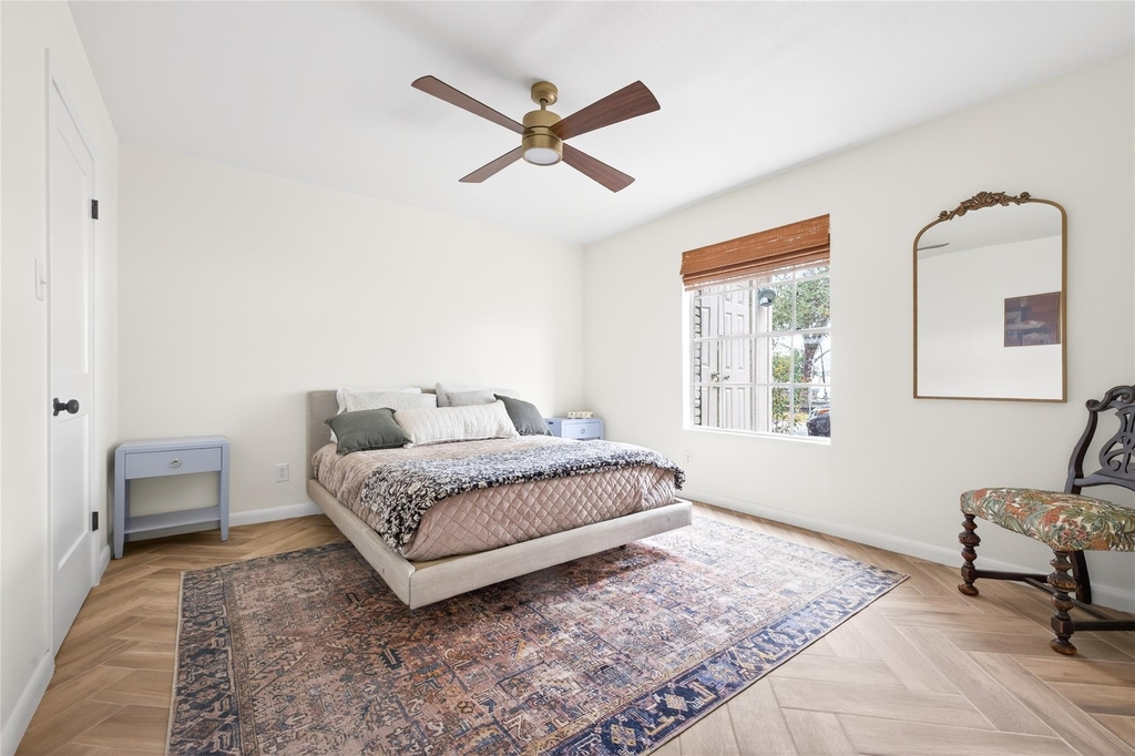 1700 Houston St - Photo 17