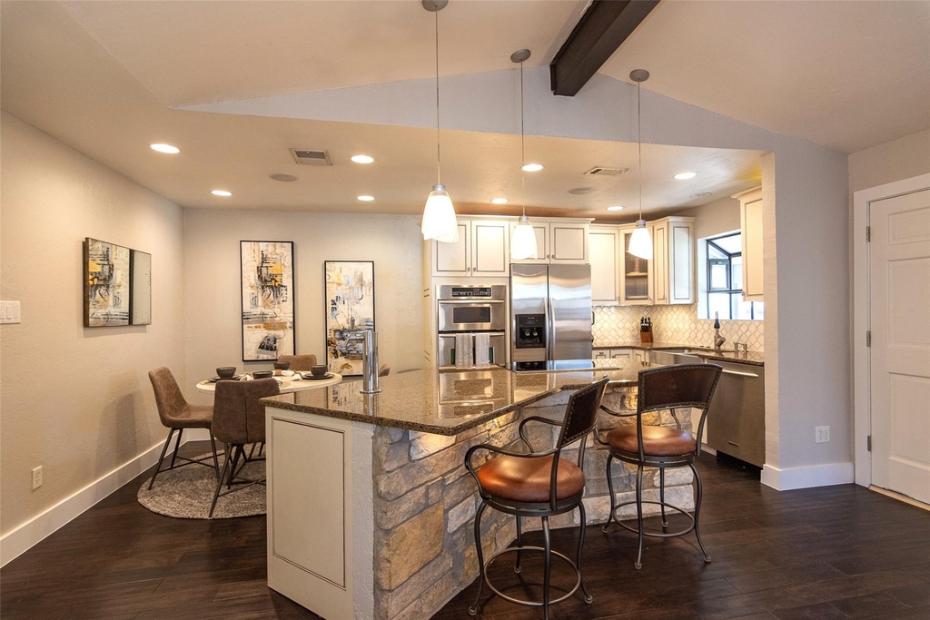 2410 Enfield Rd - Photo 12