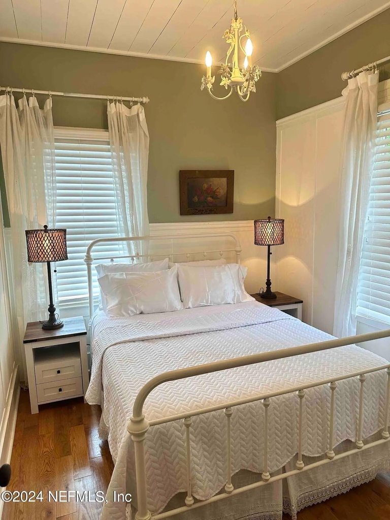 251 Charlotte Street - Photo 3