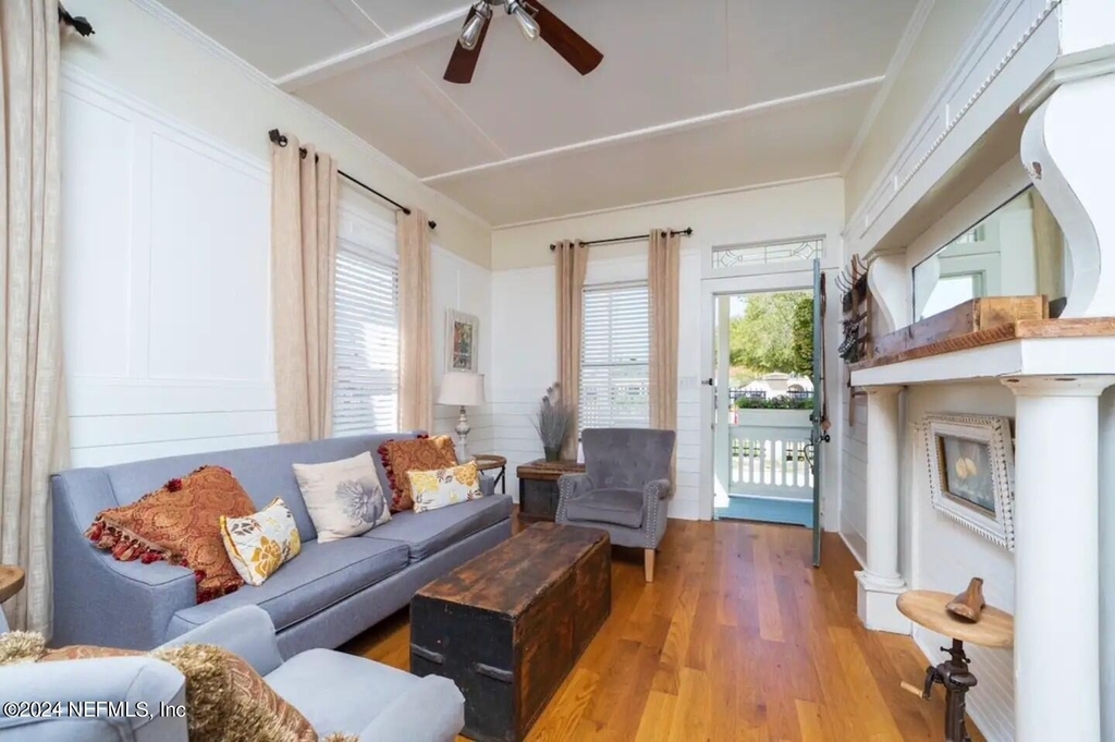 251 Charlotte Street - Photo 6