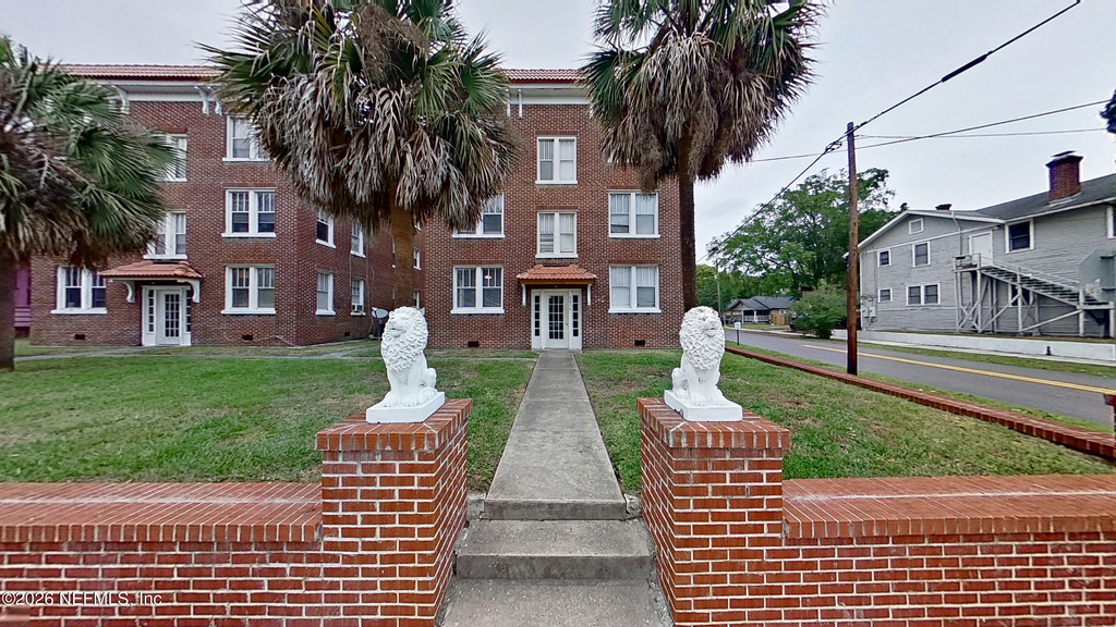 2619 College Street - Photo 0