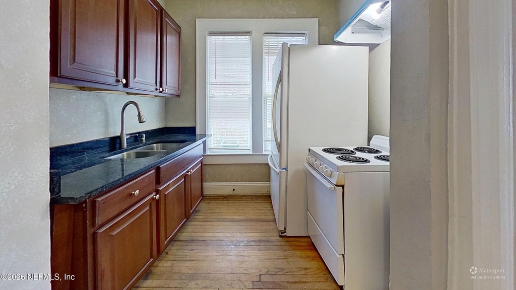 2619 College Street - Photo 4