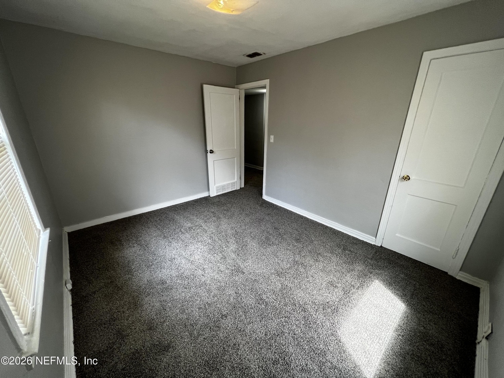 5035 Campenella Drive - Photo 16