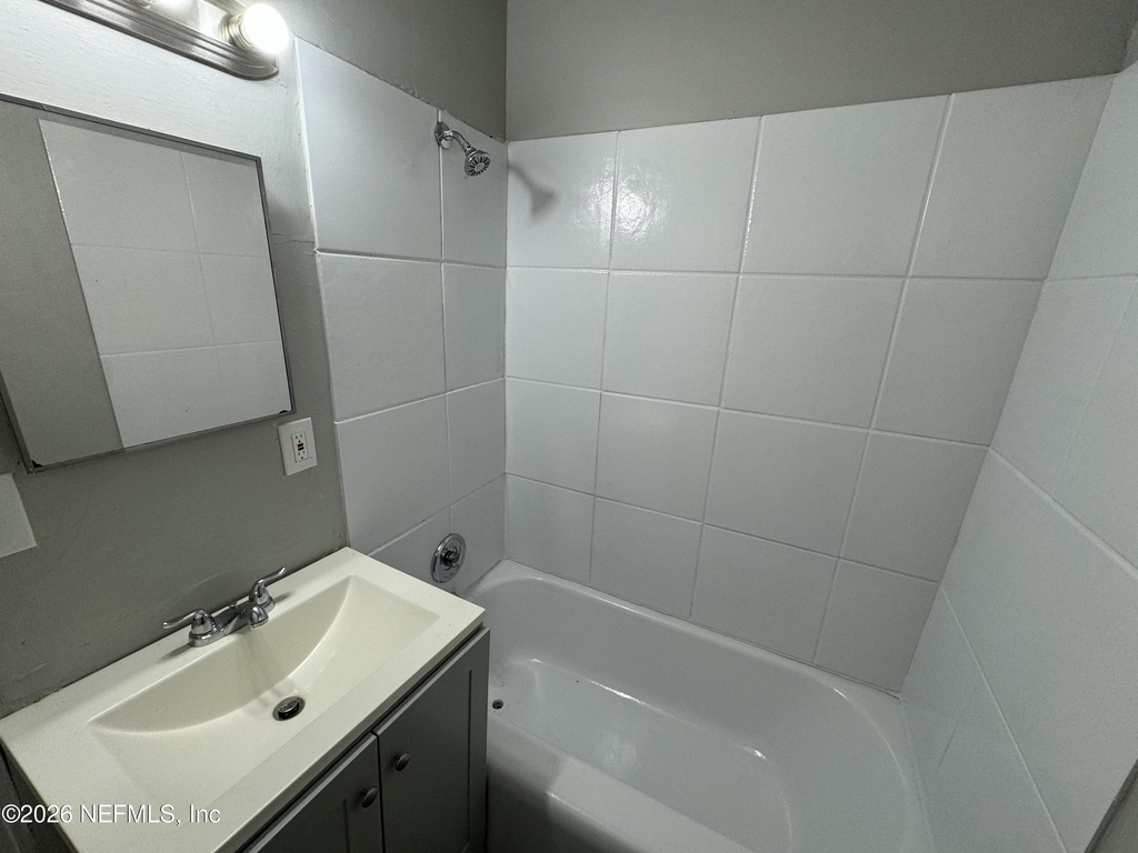 5035 Campenella Drive - Photo 10