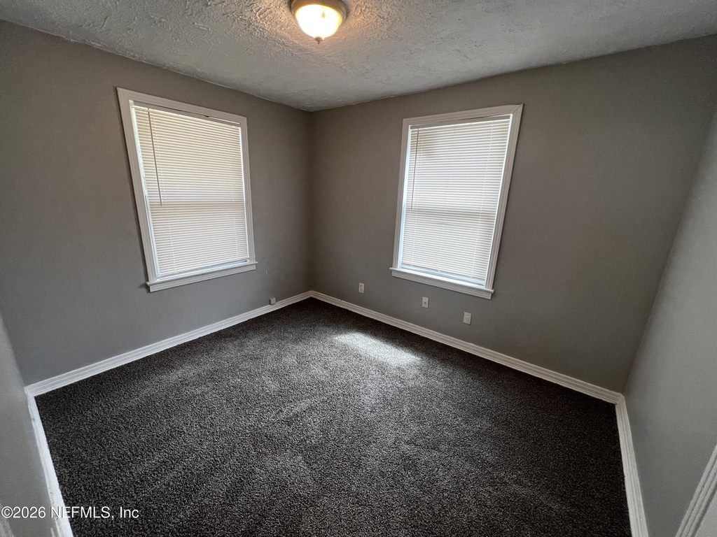 5035 Campenella Drive - Photo 11