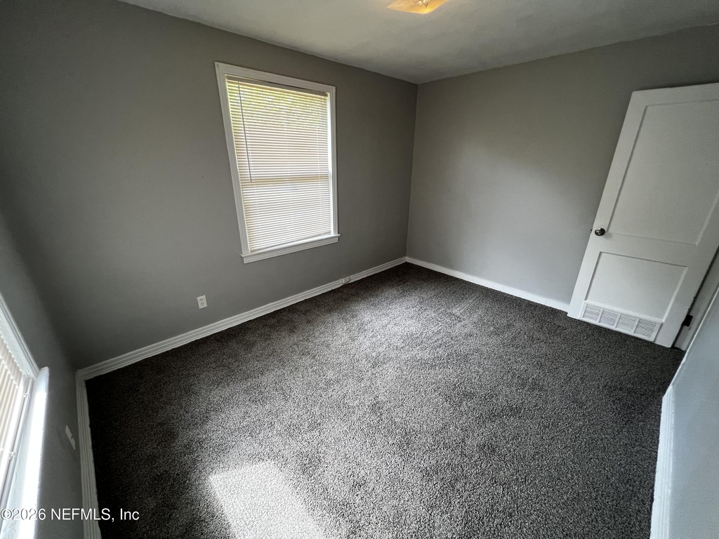 5035 Campenella Drive - Photo 17
