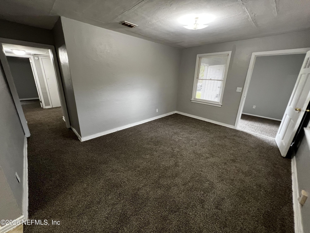 5035 Campenella Drive - Photo 5