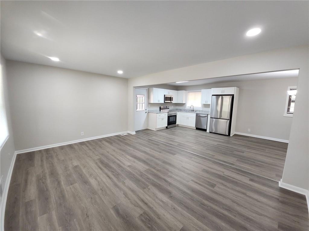 5370 Longmeadow Lane - Photo 4