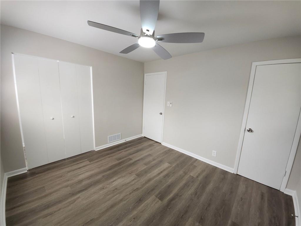 5370 Longmeadow Lane - Photo 9