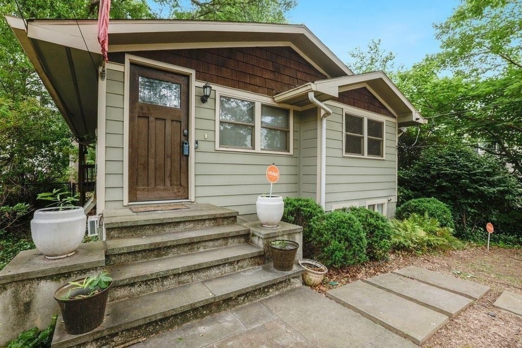 677 Holmes Street Nw - Photo 1