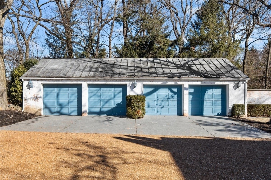255 N Green Bay Road - Photo 72