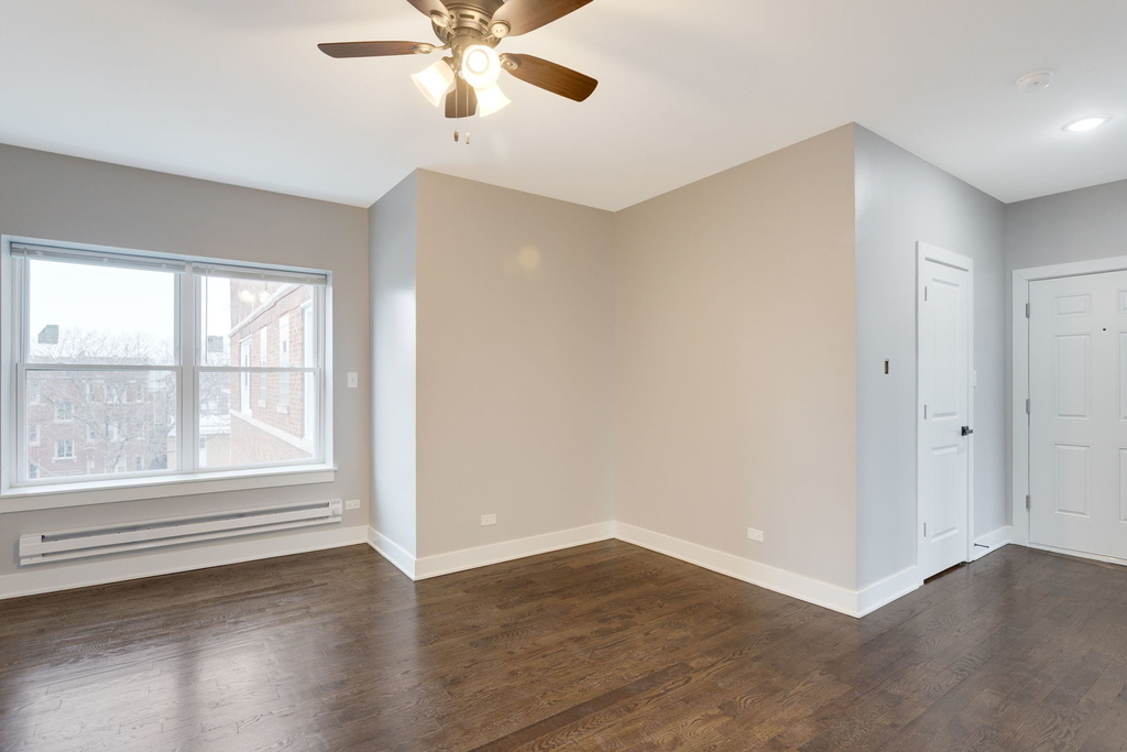 8022 S Ellis Avenue - Photo 1