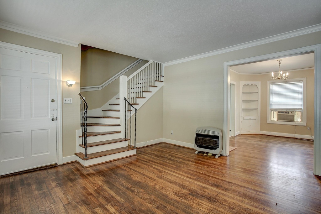 1935 Richmond Avenue - Photo 5