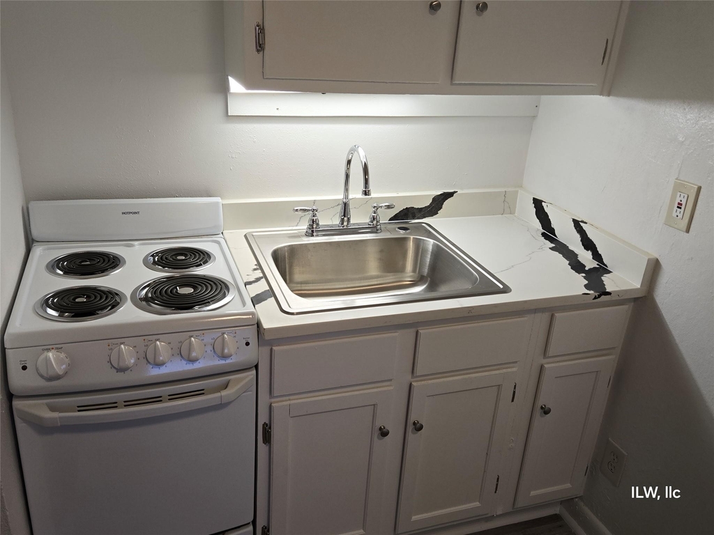 301 Avondale Street - Photo 11