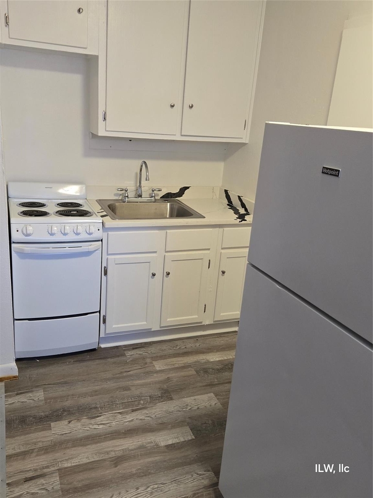 301 Avondale Street - Photo 9