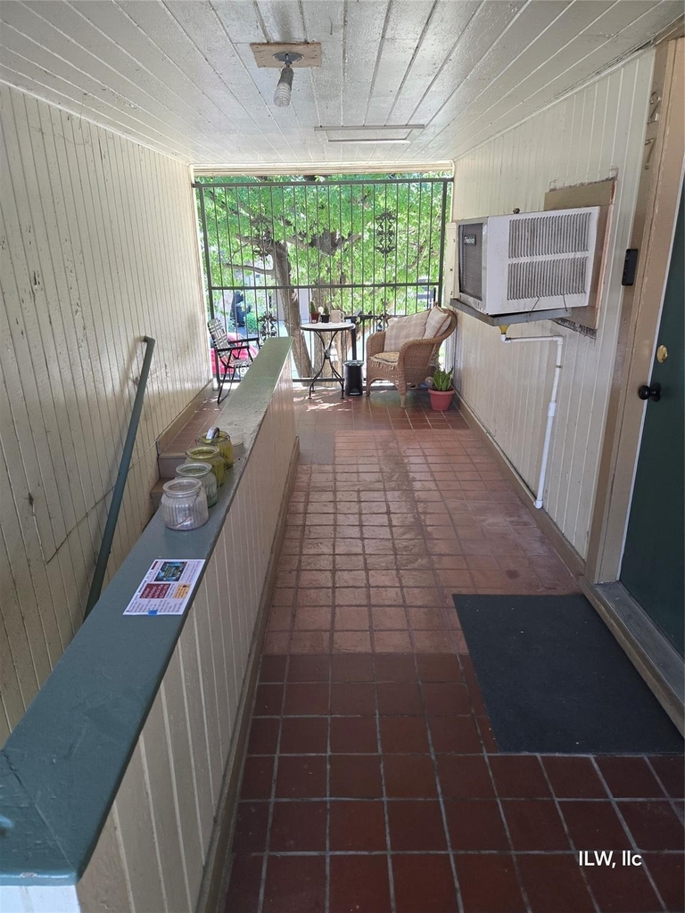 301 Avondale Street - Photo 7
