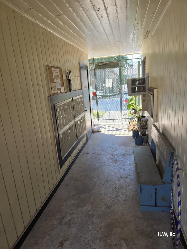 301 Avondale Street - Photo 6