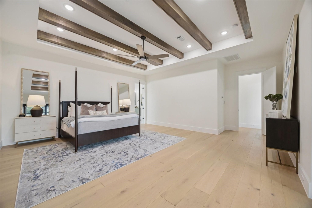 431 W 30th Street - Photo 13