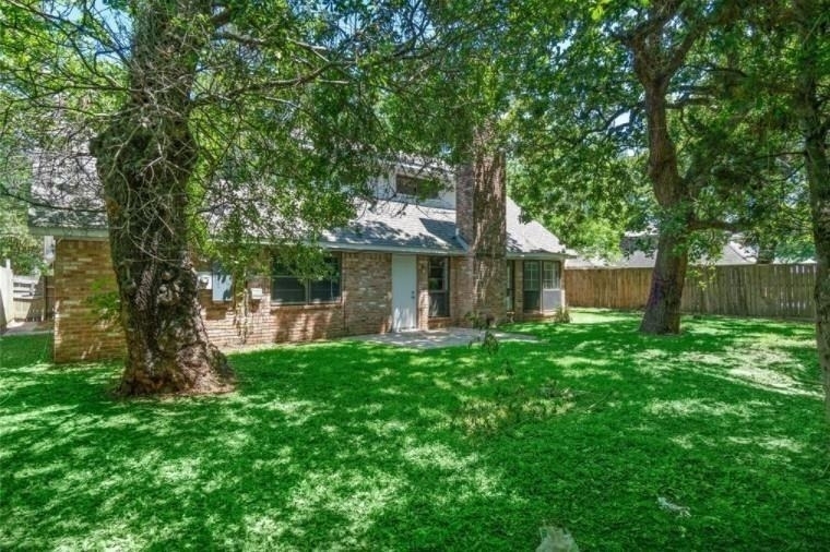 7019 Oak Bough Drive - Photo 9