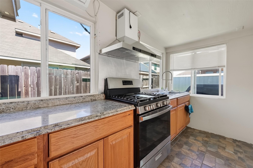 7631 Granite Terrace Lane - Photo 18