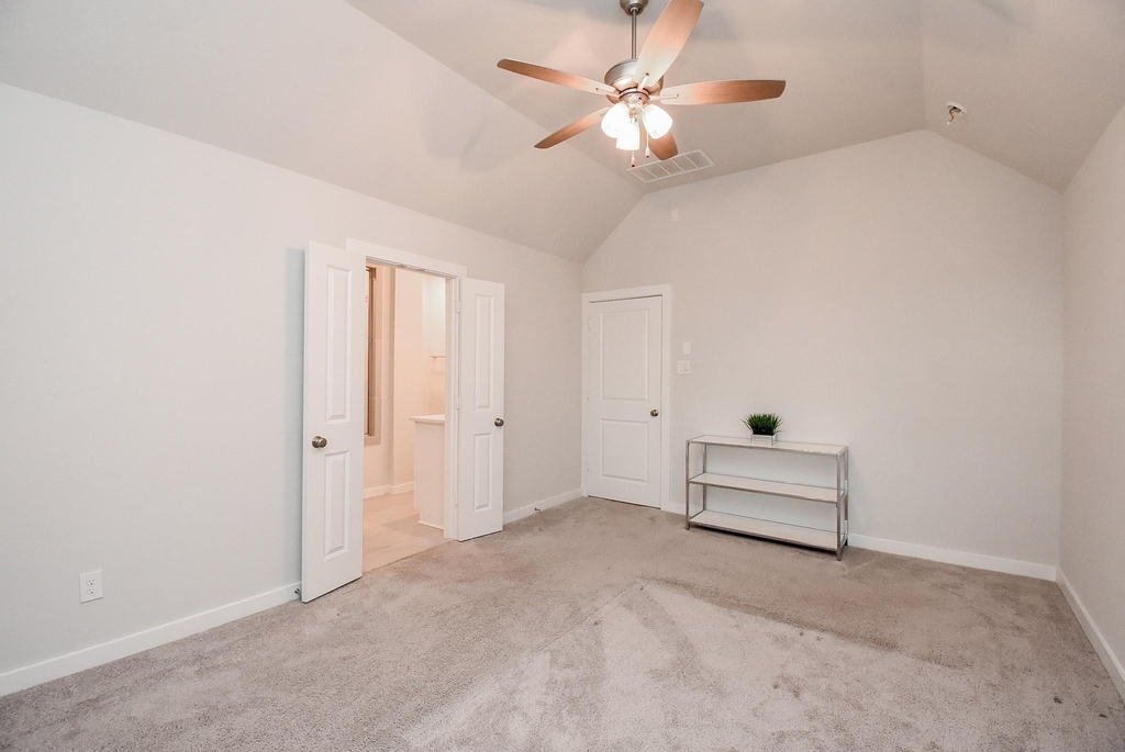 16635 Bristol Steel Lane - Photo 19