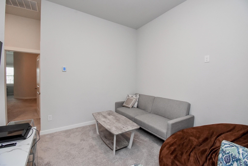 16635 Bristol Steel Lane - Photo 17