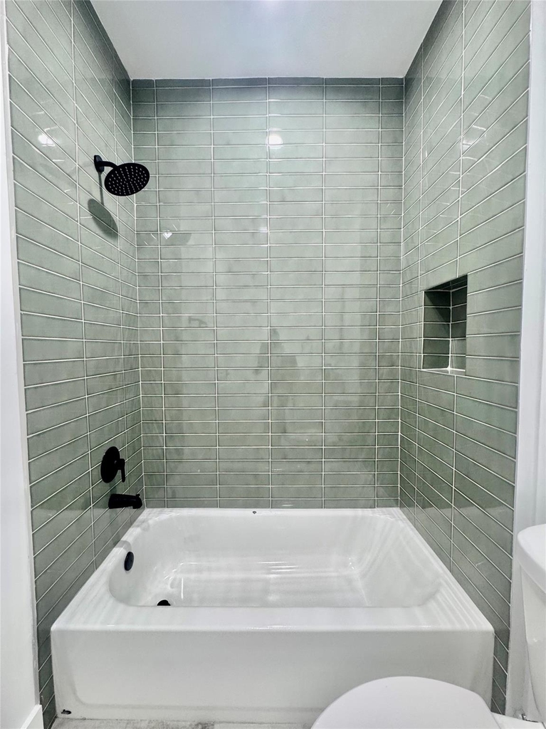 6928 Paris Street - Photo 8