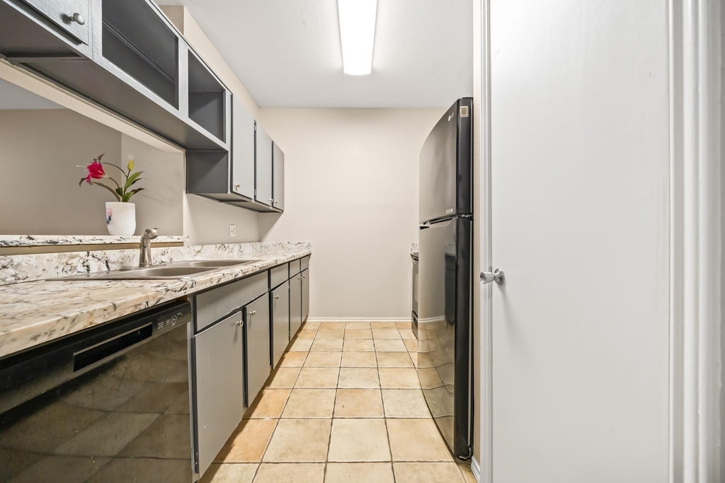 2023 Gentryside Drive - Photo 20