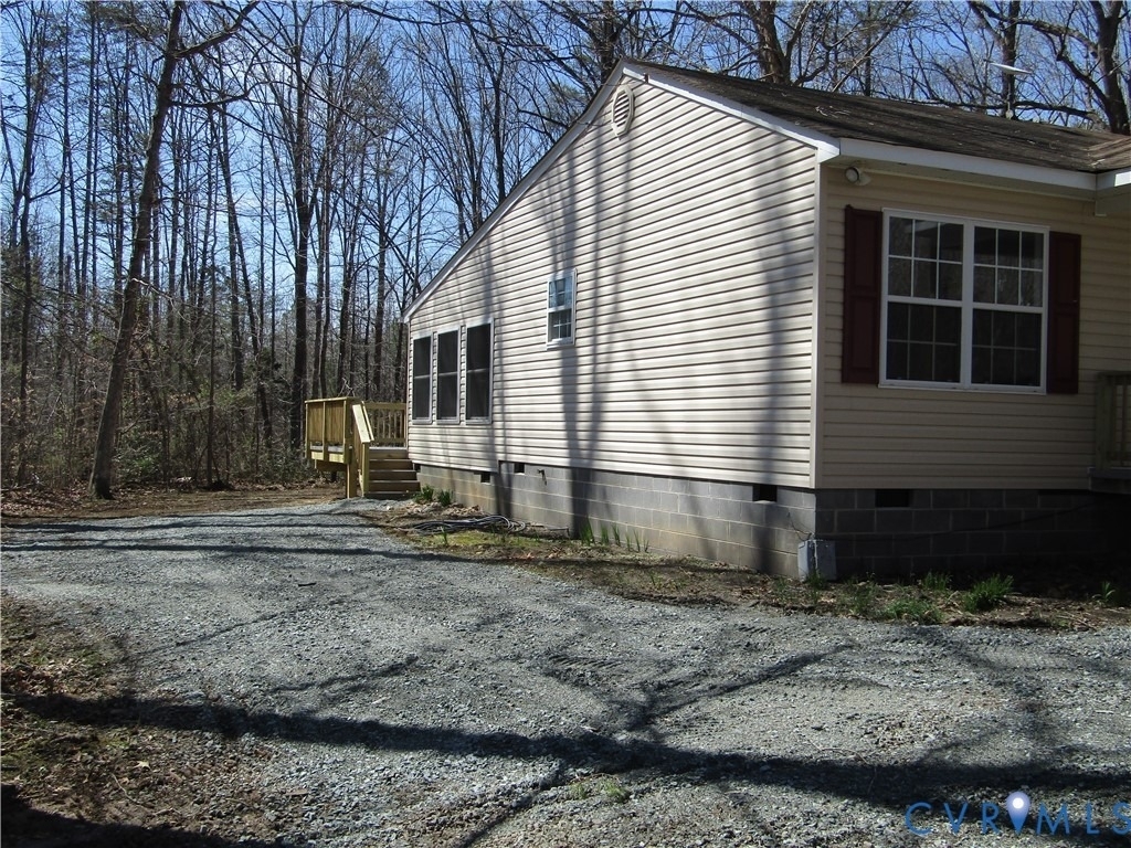 5705 Community House Road - Photo 2