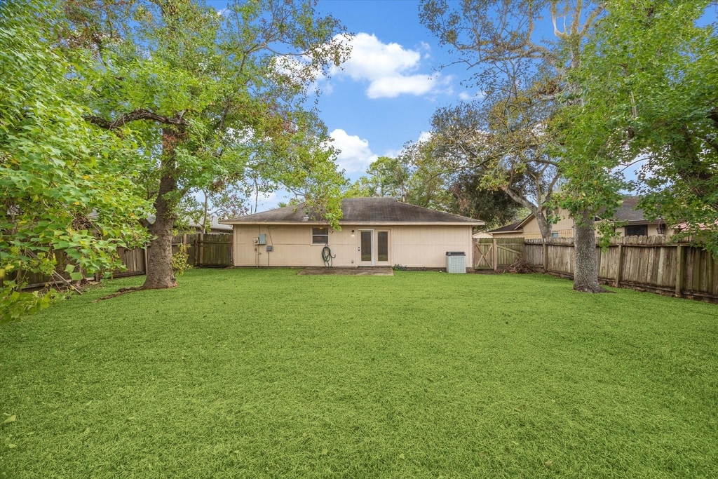 2723 N Brompton Drive - Photo 18