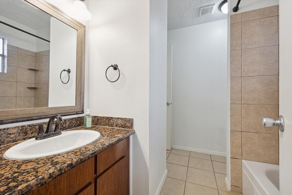 2723 N Brompton Drive - Photo 14