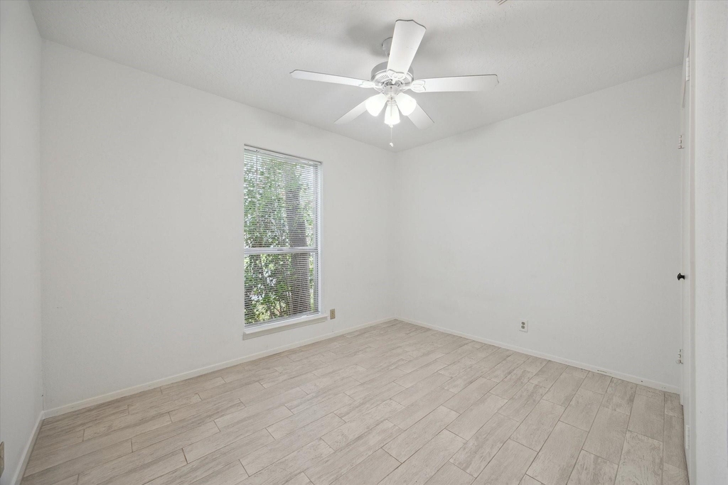 2723 N Brompton Drive - Photo 15