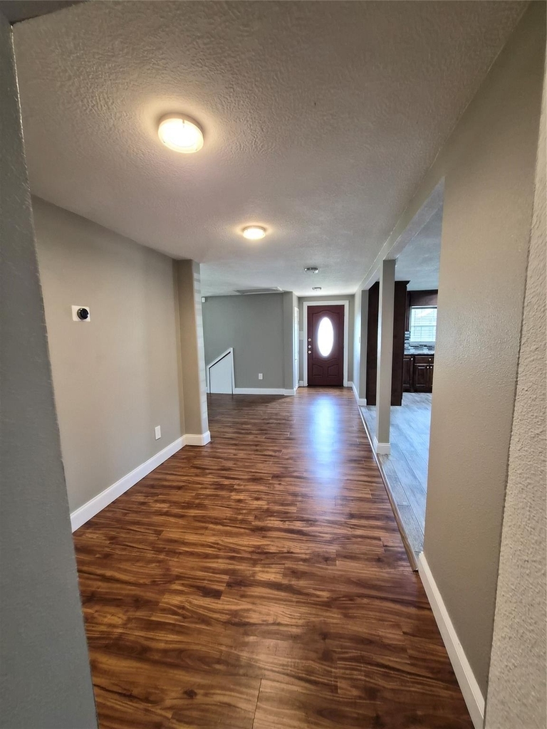 209 Florence Street - Photo 12