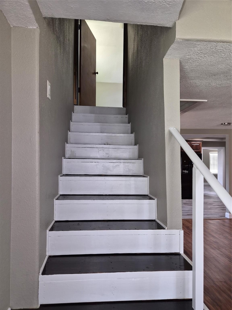 209 Florence Street - Photo 18