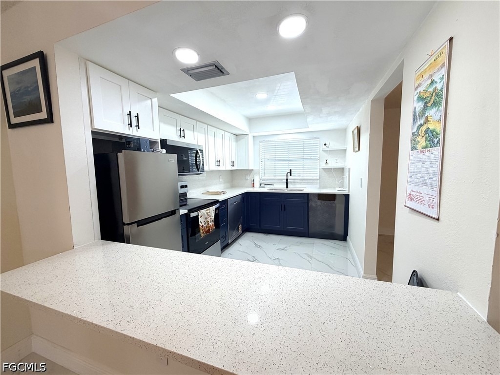 7050 Nantucket Circle - Photo 4