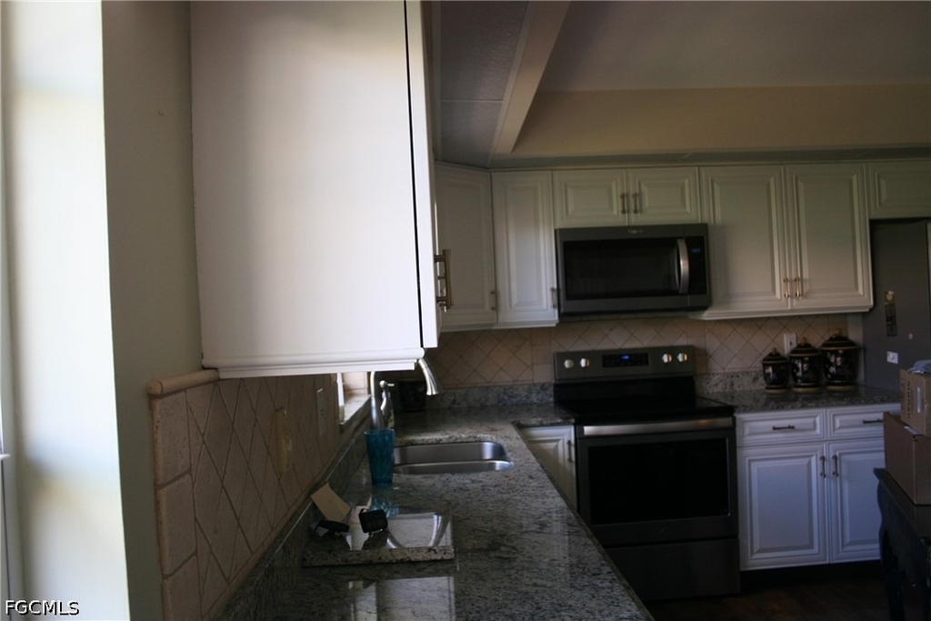 20919 Villareal Way - Photo 8
