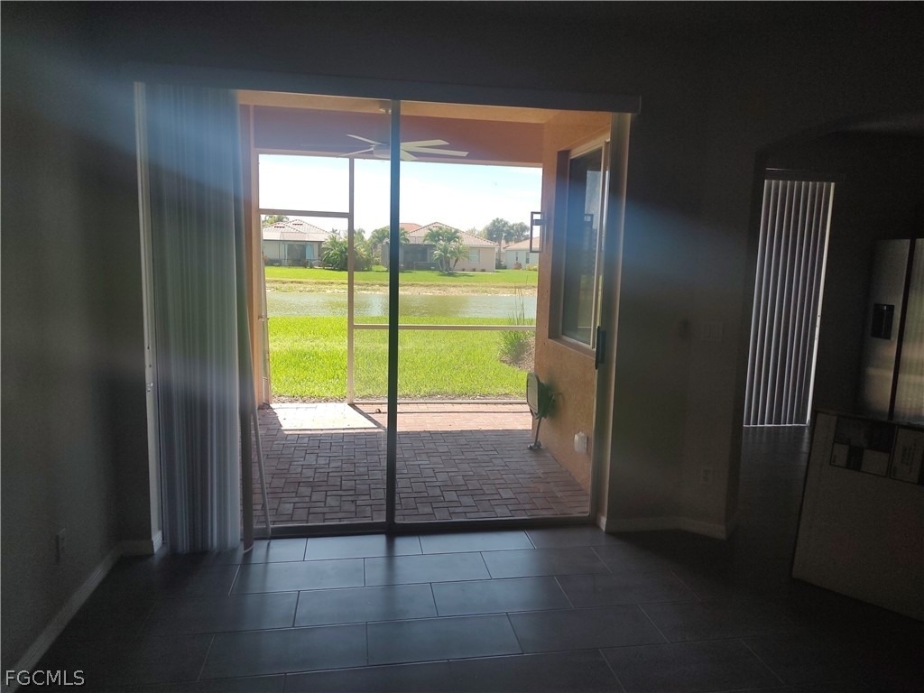 2434 Laurentina Lane - Photo 3