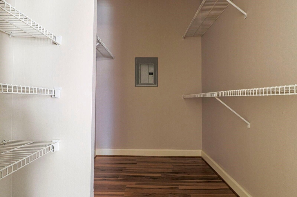 2025 Augusta Drive - Photo 11