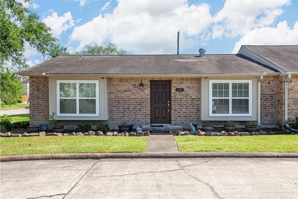 1171 Park Meadow Drive - Photo 0