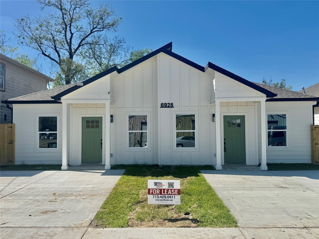 6928 Paris Street - Photo 0