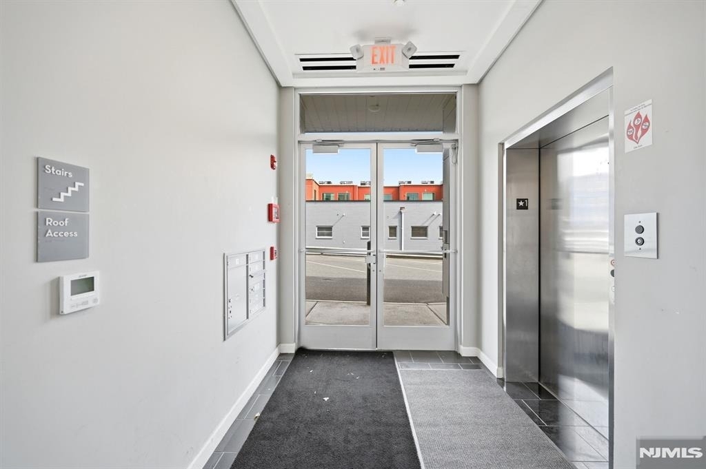 271 Millburn - Photo 2