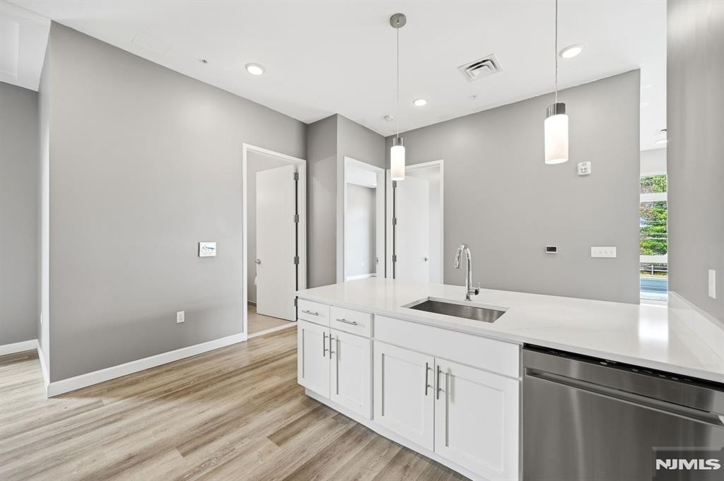 271 Millburn - Photo 7