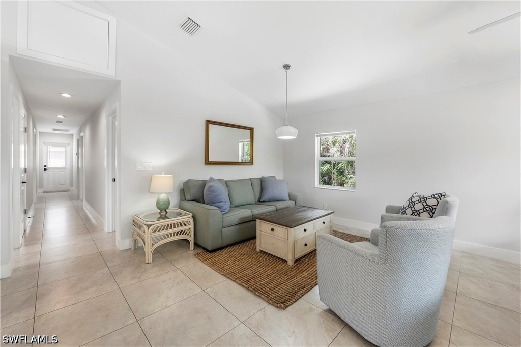 27302 Dortch Avenue - Photo 4