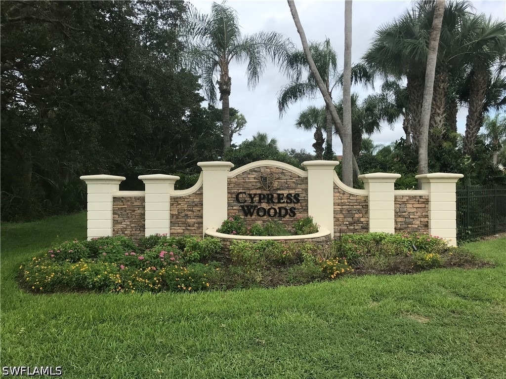2855 Cypress Trace Circle - Photo 0