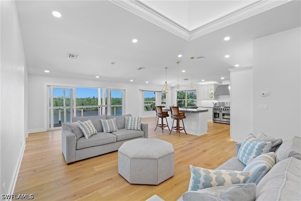 1836 Harbor Lane - Photo 4