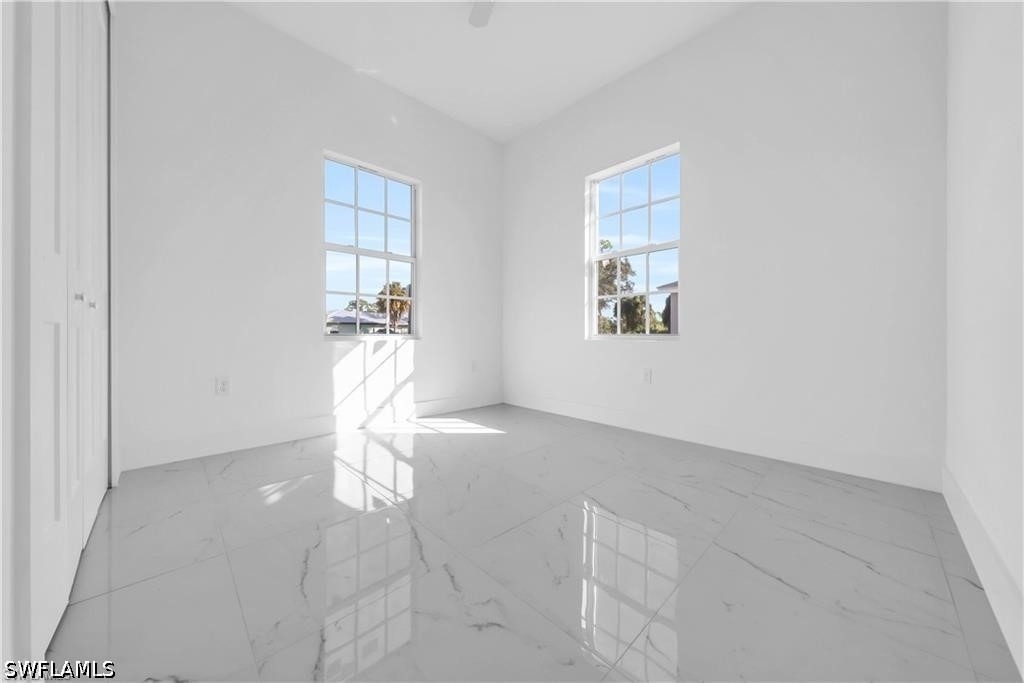 3312 11th Street W - Photo 8