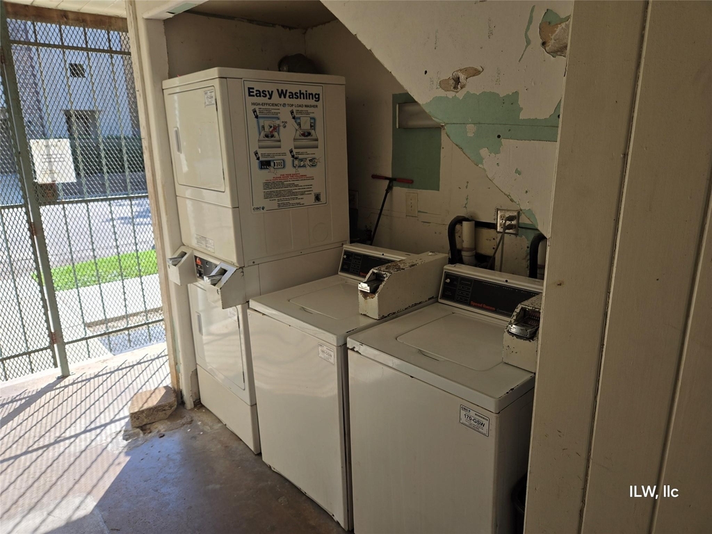 301 Avondale Street - Photo 7